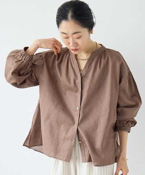 le.coeur blanc(ルクールブラン)の「麻コットンスタンドカラーブラウス(シャツ/ブラウス・レディース・ブラック/ブラウン/ラベンダー・38)」の7枚目の写真