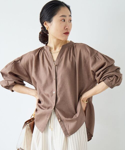 le.coeur blanc(ルクールブラン)の「麻コットンスタンドカラーブラウス(シャツ/ブラウス・レディース・ブラック/ブラウン/ラベンダー・38)」の10枚目の写真