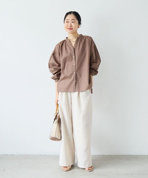 le.coeur blanc(ルクールブラン)の「麻コットンスタンドカラーブラウス(シャツ/ブラウス・レディース・ブラック/ブラウン/ラベンダー・38)」の14枚目の写真