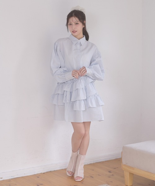 Ambre Neige（アンブルネージュ）の「flill design stripe shirt tunic / フリルデザインストライプシャツチュニック（チュニック・レディース・ライトホワイト/ベージュ/サックスブルー・FREE）」の9枚目の写真