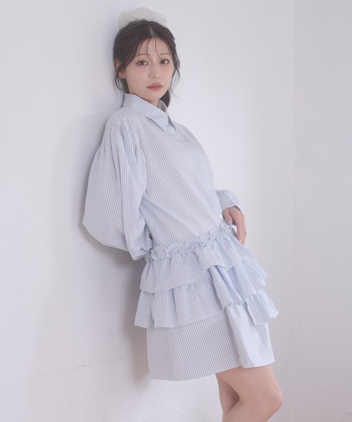 Ambre Neige（アンブルネージュ）の「flill design stripe shirt tunic / フリルデザインストライプシャツチュニック（チュニック・レディース・ライトホワイト/ベージュ/サックスブルー・FREE）」の8枚目の写真