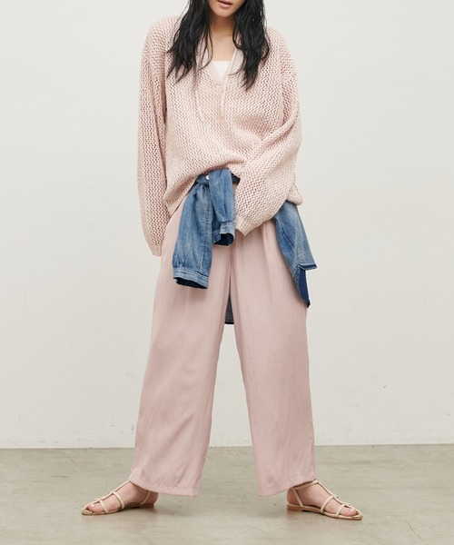 LARUTA（ラルータ）の「【LARUTA】[Web限定]パウダーサテンイージーパンツ（その他パンツ・レディース・ピンク/ダークブラウン/グレイッシュベージュ・MEDIUM）」の11枚目の写真