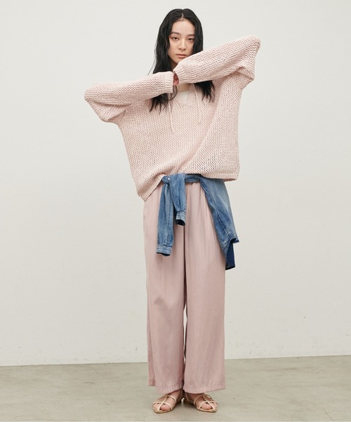 LARUTA（ラルータ）の「【LARUTA】[Web限定]パウダーサテンイージーパンツ（その他パンツ・レディース・ピンク/ダークブラウン/グレイッシュベージュ・MEDIUM）」の12枚目の写真