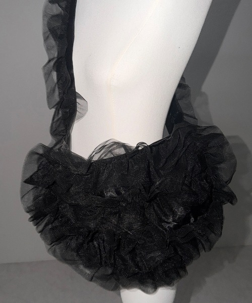 me+em select(ミームセレクト)の「【 2color 】チュールフリルショルダーボディバッグ/ tulle frill shoulder body bag(ショルダーバッグ・レディース・ブラック/アイボリー・FREE)」の1枚目の写真