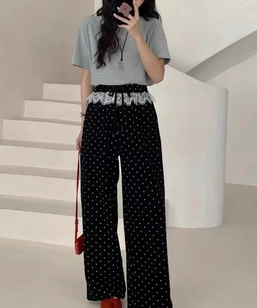 Sibra(シブラ)の「レース切替ドット柄ワイドパンツ(その他パンツ・レディース・ブラック/グレー・M)」の9枚目の写真