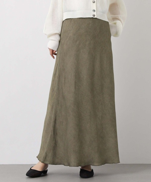 Gready Brilliant（グレディブリリアン）の「顔料染めバイアスフレアスカート（スカート・レディース・キャメル/カーキ・38）」の2枚目の写真