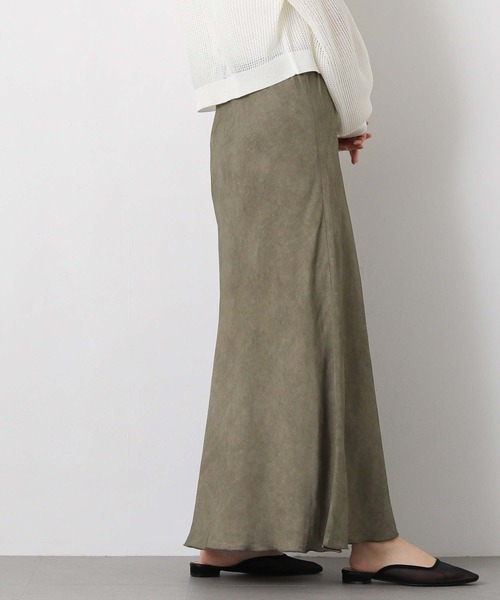 Gready Brilliant（グレディブリリアン）の「顔料染めバイアスフレアスカート（スカート・レディース・キャメル/カーキ・38）」の8枚目の写真