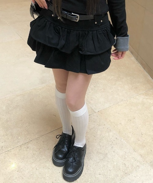 anyonemore(エニワンモア)の「ティアードフリルミニスカート+ベルトセット(スカート・レディース・ブラック・LARGE/MEDIUM/SMALL)」の2枚目の写真
