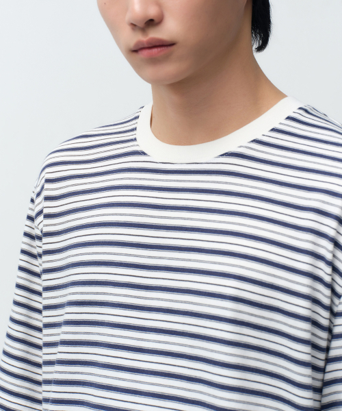 MUSINSA STANDARD（ムシンサスタンダード）の「マルチストライプリラックスドTシャツ5 [アイボリー]（Tシャツ/カットソー・メンズ・その他・MEDIUM/LARGE/X-LARGE/2XL/3XL/SMALL）」の4枚目の写真