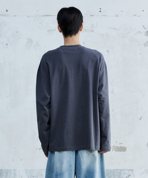 MAISON MINED(メゾンミネド)の「STICKY LONG SLEEVE CHARCOAL(Tシャツ/カットソー・メンズ・その他・SMALL/MEDIUM/LARGE)」の10枚目の写真