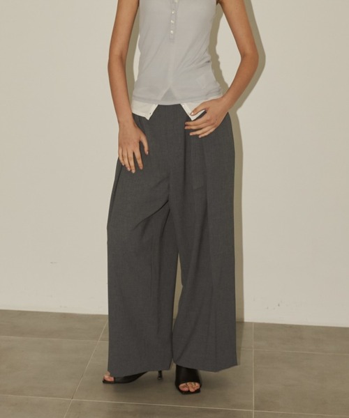 CITY TOKYO（シティトウキョウ）の「【CITY TOKYO/シティートウキョウ】Belt Tuck Pants/ベルトタックパンツ/ワイドパンツ（スラックス・レディース・グレー/ネイビー・1/2）」の2枚目の写真