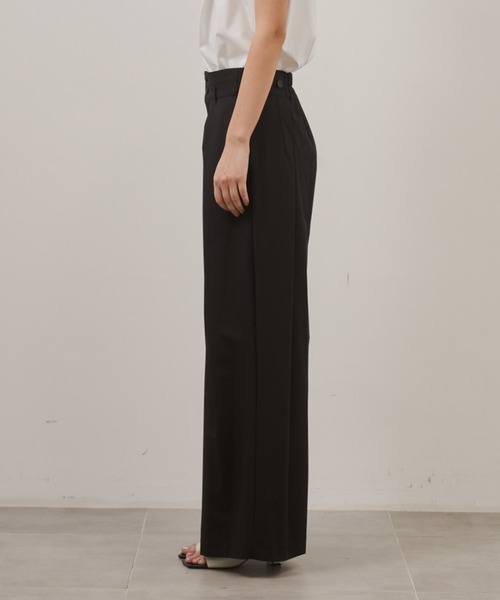 CITY TOKYO（シティトウキョウ）の「【CITY TOKYO/シティートウキョウ】Belt Tuck Pants/ベルトタックパンツ/ワイドパンツ（スラックス・レディース・グレー/ネイビー・1/2）」の10枚目の写真