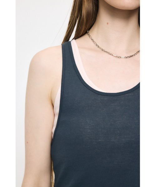 MOUSSY(マウジー)の「LAYER タンクトップ(タンクトップ・レディース・チャコールグレー/オフホワイト/ライトブラック・FREE)」の11枚目の写真