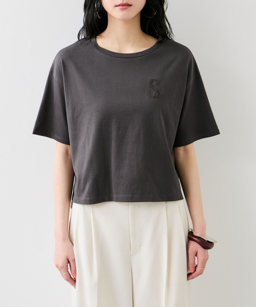 VIS（ビス）の「ボクシークロップド刺繍Tシャツ（Tシャツ/カットソー・レディース・ブルー/チャコールグレー/ホワイト・FREE）」の21枚目の写真