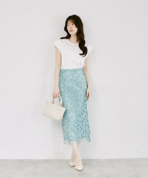 tocco closet(トッコ クローゼット)の「【ZOZO限定】ネックパール装飾ダブルスリーブノースリトップス(Tシャツ/カットソー・レディース・ブラック/ホワイト・M)」の3枚目の写真
