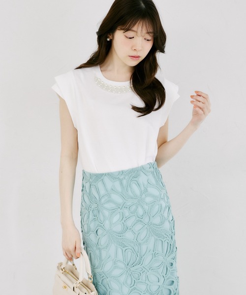 tocco closet(トッコ クローゼット)の「【ZOZO限定】ネックパール装飾ダブルスリーブノースリトップス(Tシャツ/カットソー・レディース・ブラック/ホワイト・M)」の5枚目の写真