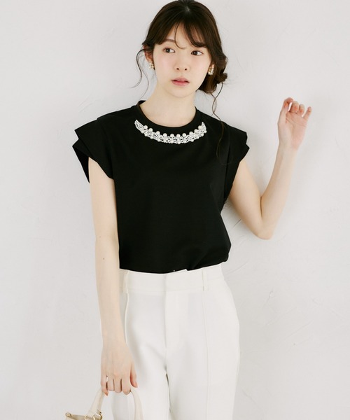 tocco closet(トッコ クローゼット)の「【ZOZO限定】ネックパール装飾ダブルスリーブノースリトップス(Tシャツ/カットソー・レディース・ブラック/ホワイト・M)」の11枚目の写真