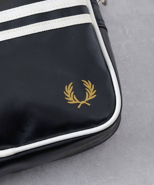 FRED PERRY（フレッドペリー）の「【FRED PERRY】CLASSIC MINI SHOUDLER BAG L2168（ショルダーバッグ・メンズ・ネイビー/ブラック・FREE）」の8枚目の写真