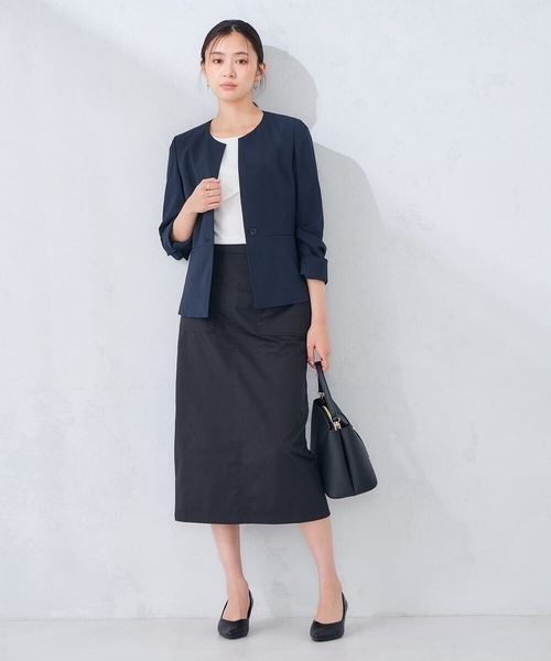 a.v.v(アーヴェヴェ)の「【接触冷感/イージーケア/UVカット/吸水速乾】サマーストレッチキーネックジャケット(ノーカラージャケット・レディース・ネイビー/ベージュ/ライトグレー・36/38/40/42)」の12枚目の写真