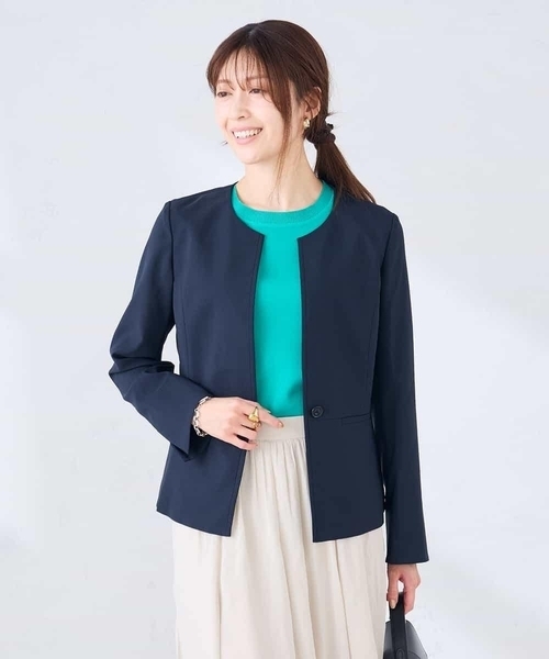 a.v.v(アーヴェヴェ)の「【接触冷感/イージーケア/UVカット/吸水速乾】サマーストレッチキーネックジャケット(ノーカラージャケット・レディース・ネイビー/ベージュ/ライトグレー・36/38/40/42)」の16枚目の写真