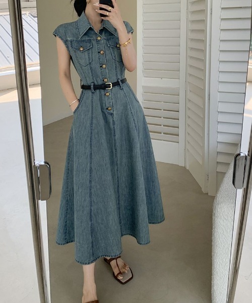 FAVORITO（ファヴォリート）の「ノースリーブデニムワンピース（ワンピース・レディース・ブルー・S/M/L/XL）」の9枚目の写真