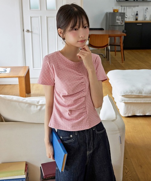 UNE MANSION（ユヌマンション）の「【UNE ORIGINAL】ユニークフロント切り替えシャーリングドット半袖Tシャツカットソー（Tシャツ/カットソー・レディース・グレー/ピンク/アイボリー/ブラック・FREE）」の4枚目の写真