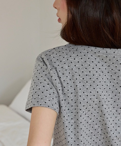 UNE MANSION（ユヌマンション）の「【UNE ORIGINAL】ユニークフロント切り替えシャーリングドット半袖Tシャツカットソー（Tシャツ/カットソー・レディース・グレー/ピンク/アイボリー/ブラック・FREE）」の14枚目の写真