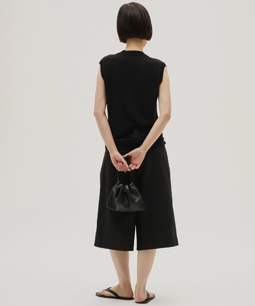 TODAYFUL（トゥデイフル）の「【WEB限定】[TODAYFUL/トゥデイフル] レザー巾着バッグ（ショルダーバッグ・レディース・ブラック・F）」の6枚目の写真