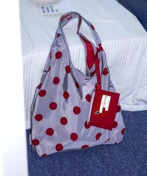 Vipoa(ヴィポア)の「Bicolor polka dot shoulder bag(ショルダーバッグ・レディース・グレー/ブラウン/ホワイト・FREE)」の3枚目の写真