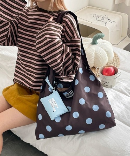 Vipoa(ヴィポア)の「Bicolor polka dot shoulder bag(ショルダーバッグ・レディース・グレー/ブラウン/ホワイト・FREE)」の8枚目の写真
