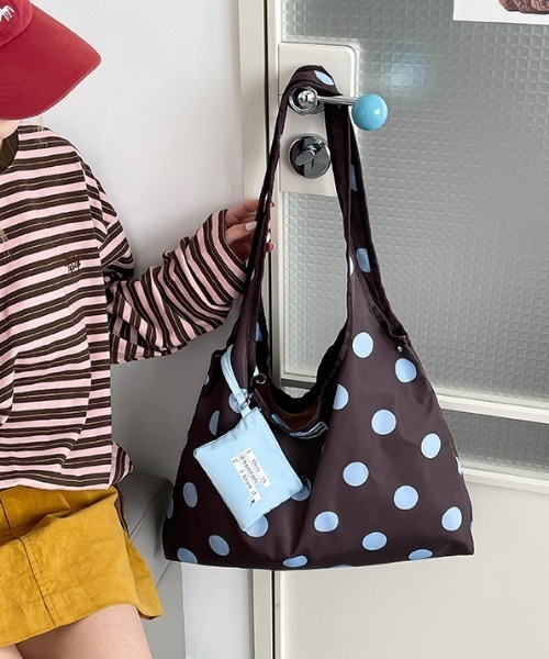 Vipoa(ヴィポア)の「Bicolor polka dot shoulder bag(ショルダーバッグ・レディース・グレー/ブラウン/ホワイト・FREE)」の6枚目の写真