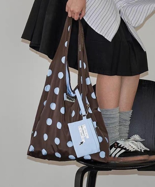 Vipoa(ヴィポア)の「Bicolor polka dot shoulder bag(ショルダーバッグ・レディース・グレー/ブラウン/ホワイト・FREE)」の19枚目の写真