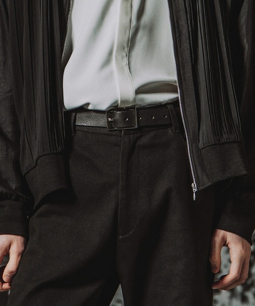 NO ID.(ノーアイディ)の「【NO ID.】Irregular Square Buckle Leather Belt / イレギュラー スクエア バックル レザー ベルト(ベルト・メンズ・ブラック・ONE SIZE)」の18枚目の写真