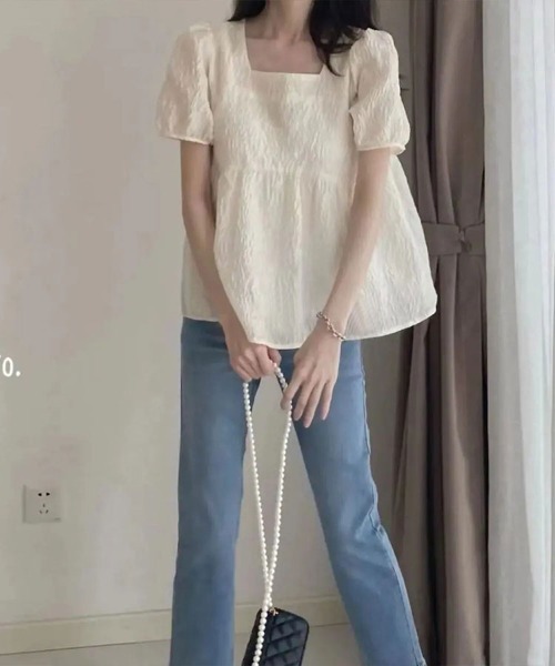 Flugge(フラッジー)の「スクエアネックペプラムブラウス(シャツ/ブラウス・レディース・ホワイト/ブラック・LARGE/MEDIUM)」の7枚目の写真