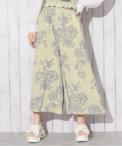 GORGE(ゴージ)の「《花柄プリント・ムラ染め風》ワイドパンツ/フェミニン/春夏秋/全3色(その他パンツ・レディース・ベージュ/グレー/ネイビー・F)」の1枚目の写真
