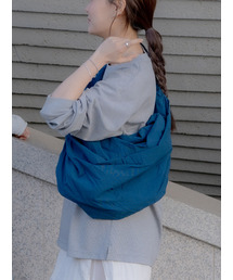 Mid Tangle Twist Bag_Blue