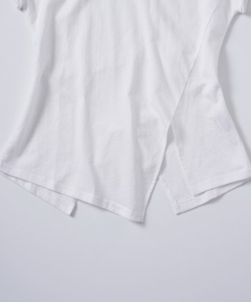 AJUGA.(アジュガ)の「フリルスリーブデザインTシャツ(Tシャツ/カットソー・レディース・ブラック/ホワイト・FREE)」の12枚目の写真