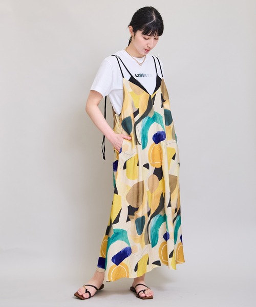 LHELBIE(レルビエ)の「レイヤードライクキャミワンピ(ワンピース・レディース・イエロー/ブルー/ネイビー・M)」の22枚目の写真