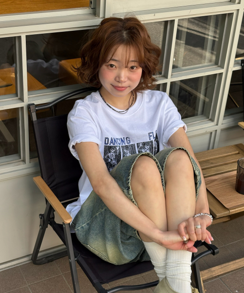 AMOU（アモウ）の「Dancing Skull half  T-shirts WHITE（Tシャツ/カットソー・レディース・その他・3/2/1）」の2枚目の写真