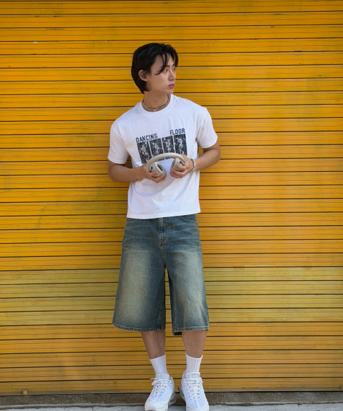 AMOU（アモウ）の「Dancing Skull half  T-shirts WHITE（Tシャツ/カットソー・レディース・その他・3/2/1）」の8枚目の写真