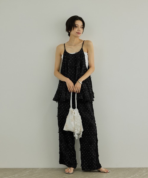 crinkle crinkle crinkle(クリンクルクリンクルクリンクル)の「【WEB先行販売】【crinkle crinkle crinkle】別注3D刺繍フリルトートバッグ(トートバッグ・レディース・ホワイト/ブラック・FREE)」の8枚目の写真