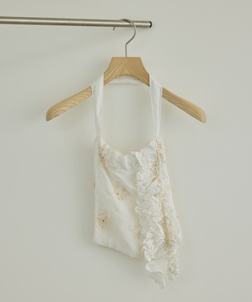 crinkle crinkle crinkle(クリンクルクリンクルクリンクル)の「【WEB先行販売】【crinkle crinkle crinkle】別注3D刺繍フリルトートバッグ(トートバッグ・レディース・ホワイト/ブラック・FREE)」の12枚目の写真