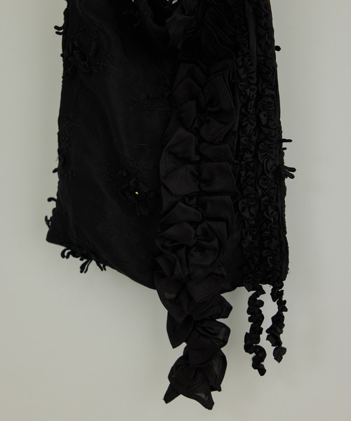 crinkle crinkle crinkle(クリンクルクリンクルクリンクル)の「【WEB先行販売】【crinkle crinkle crinkle】別注3D刺繍フリルトートバッグ(トートバッグ・レディース・ホワイト/ブラック・FREE)」の16枚目の写真