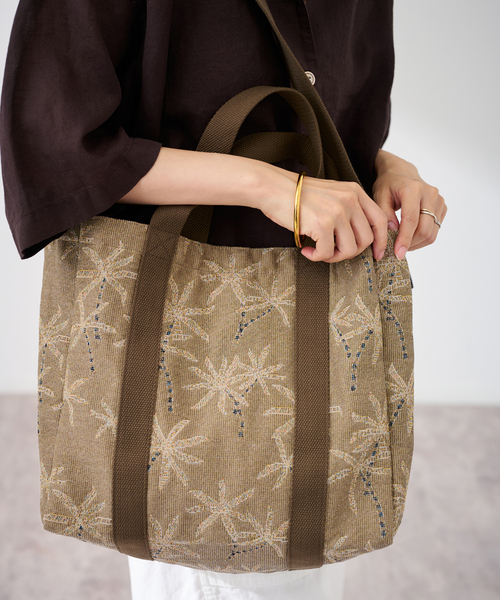 FRAMeWORK（フレームワーク）の「PAYDAY /ペイデイ 別注JACQUARD PALMTREE TOTE ポーチ（トートバッグ・レディース・アイボリー・FREE）」の6枚目の写真