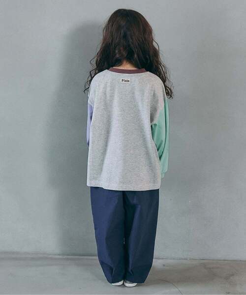 BREEZE（ブリーズ）の「【WEB限定】ゆったりシルエット無地・ボーダー長袖Tシャツ（Tシャツ/カットソー・キッズ・パープル/ピンク/ブラック/ワインレッド/グレー/チャコール/その他11/グリーン/ダークグリーン/ブラウン/その他12/イエロー・160/110/150/90/140/100/130/120）」の15枚目の写真