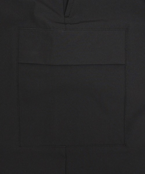 NEW BALANCE(ニューバランス)の「バレルシェイプパンツ(カーゴパンツ・レディース・ブラック/ブルーグレー・SMALL/MEDIUM/LARGE/X-LARGE)」の3枚目の写真