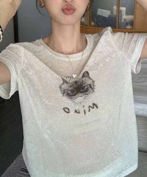 CHUN CHUN NOTES（チュンチュンノーツ）の「26SS/シアーフロッキーキャットプリントTシャツ（Tシャツ/カットソー・レディース・アイボリー・F）」の3枚目の写真