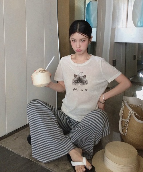 CHUN CHUN NOTES（チュンチュンノーツ）の「26SS/シアーフロッキーキャットプリントTシャツ（Tシャツ/カットソー・レディース・アイボリー・F）」の8枚目の写真
