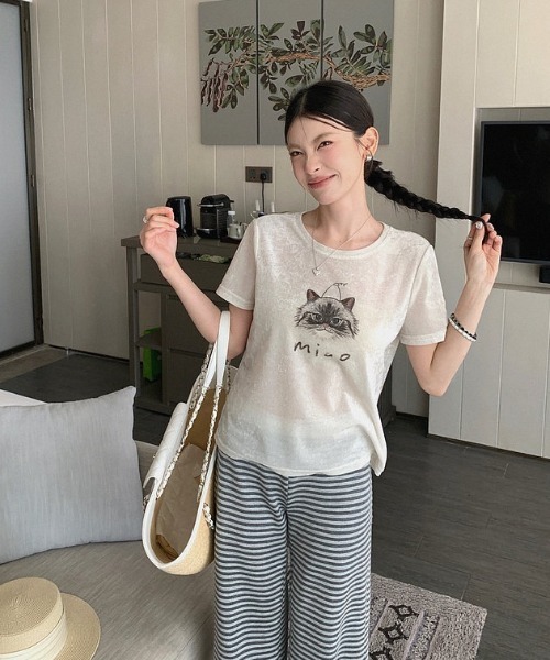 CHUN CHUN NOTES（チュンチュンノーツ）の「26SS/シアーフロッキーキャットプリントTシャツ（Tシャツ/カットソー・レディース・アイボリー・F）」の9枚目の写真