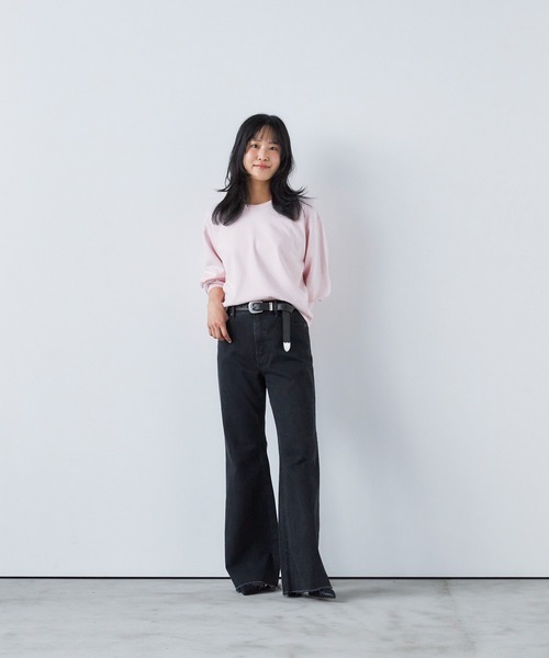YANUK(ヤヌーク)の「フレア"CLAIRE"(デニムパンツ・レディース・ブラック・23inch/22inch/25inch/24inch/27inch/26inch)」の1枚目の写真